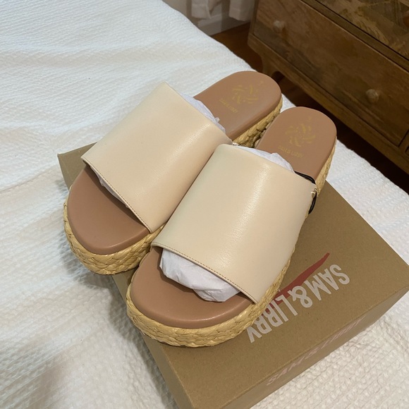 Sam & Libby Rattan Platform Sandals - Picture 5 of 6